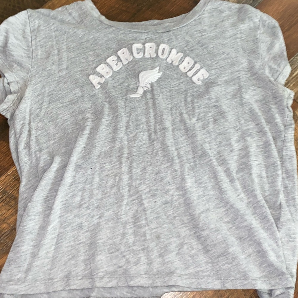 Grey Abercrombie & Fitch shirt